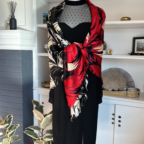 Rare!! VINTAGE Christian Dior Silk Scarf - Picture 3 of 14